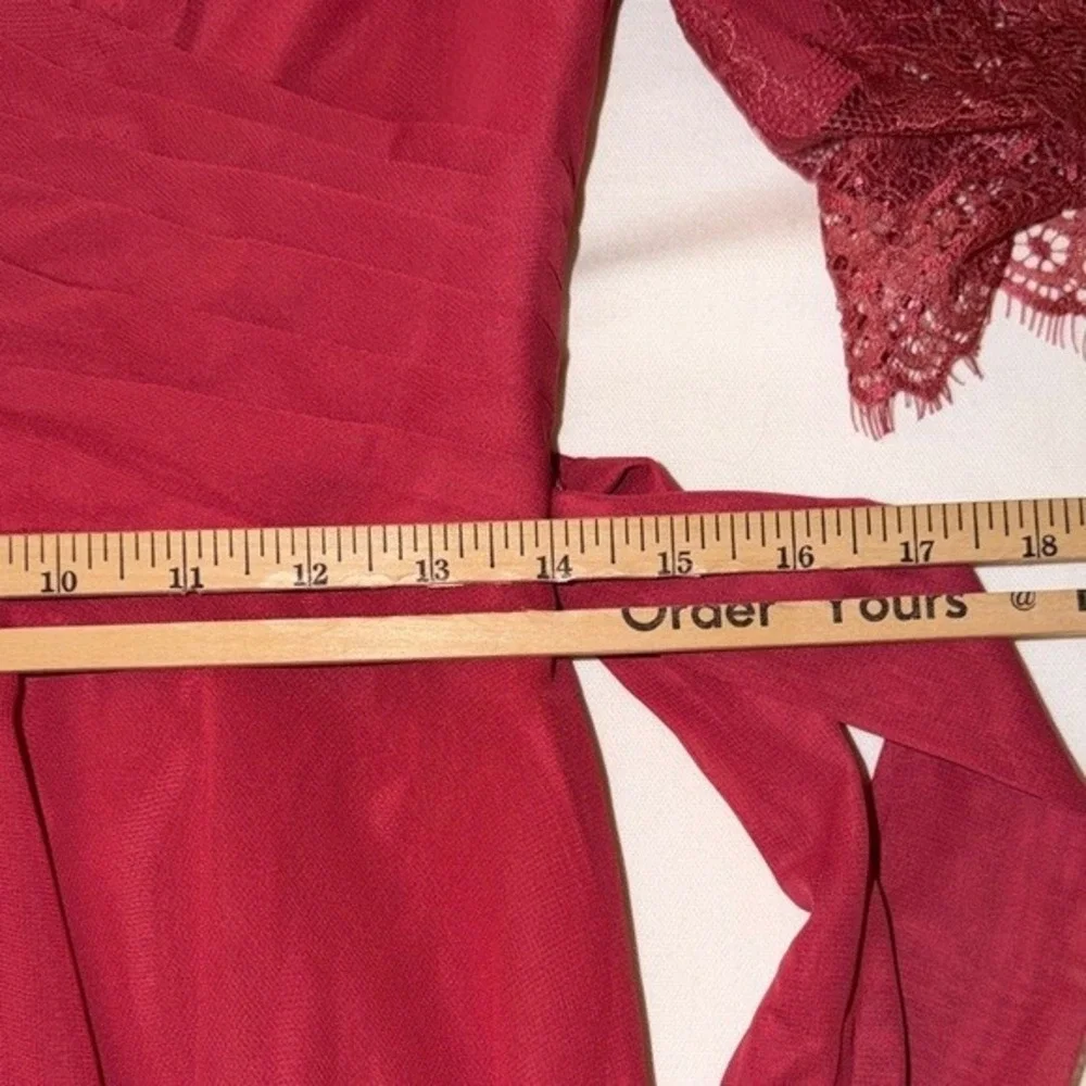 JJs House elegant knee